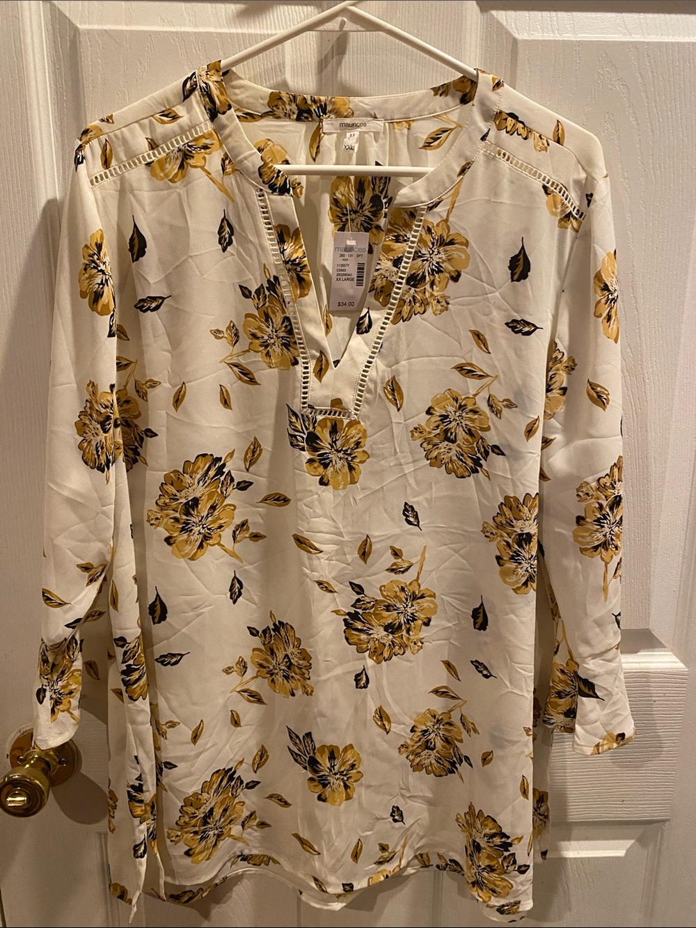 Maurices White Floral Tunic Blouse with Yellow Black Flowers says XXL. NWT.